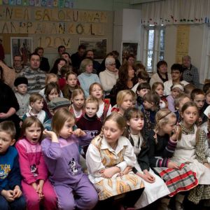 ... kun näyttämöllä nukuttiin ... niin